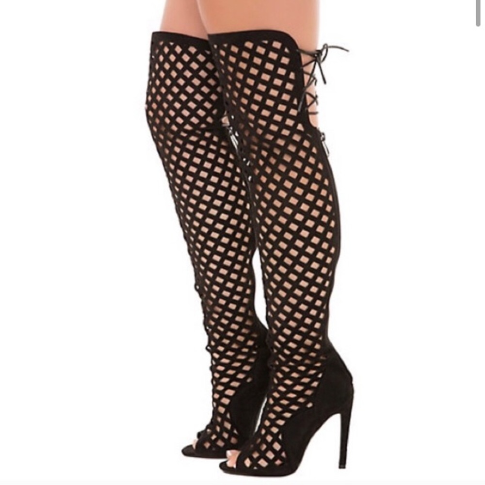 Cape Cod "Elnora" Heels!!